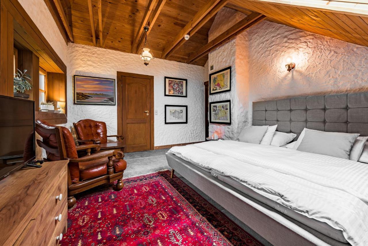 Hôtel Dworek Wiktorowo à Budki Petrykowskie Extérieur photo