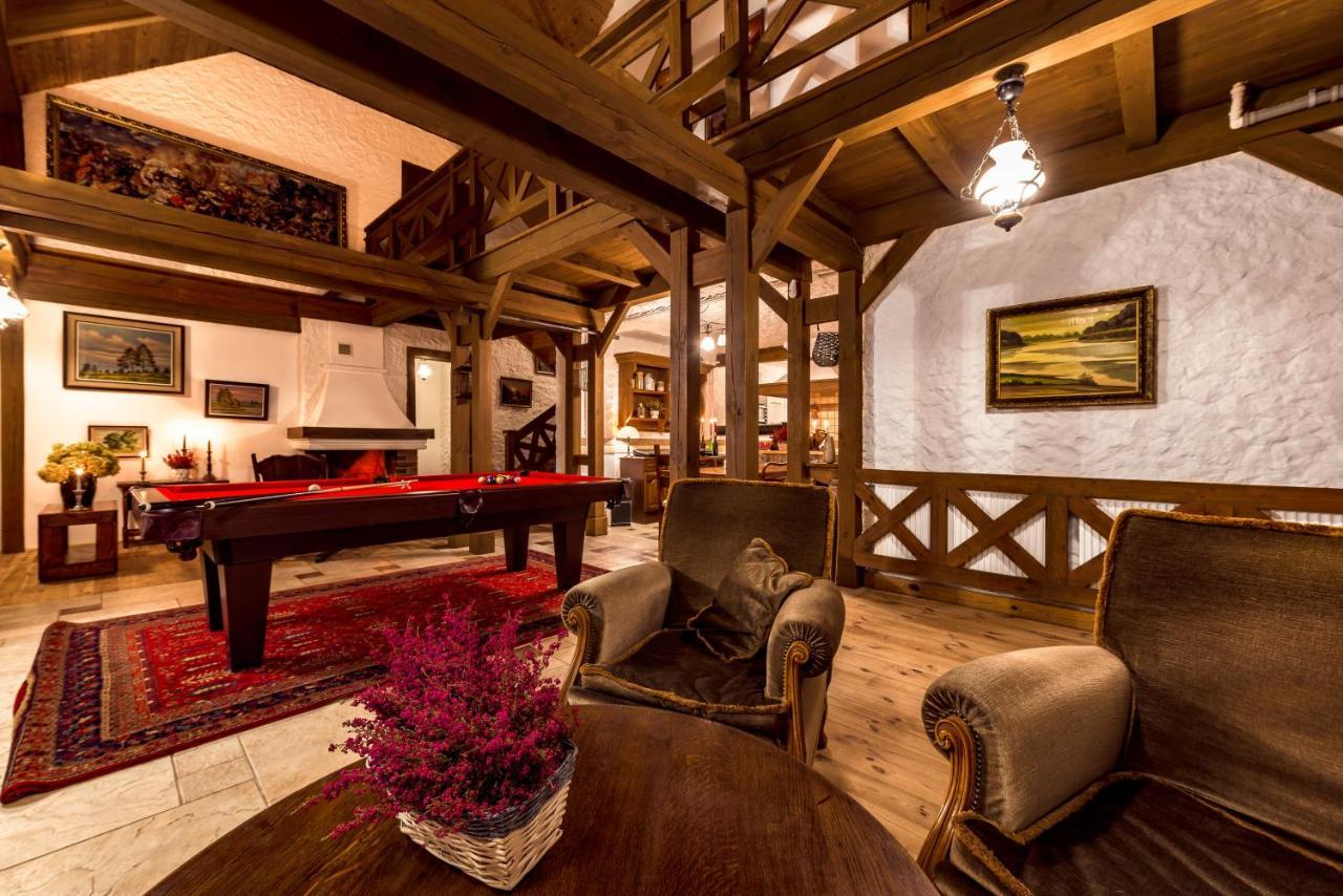 Hôtel Dworek Wiktorowo à Budki Petrykowskie Extérieur photo