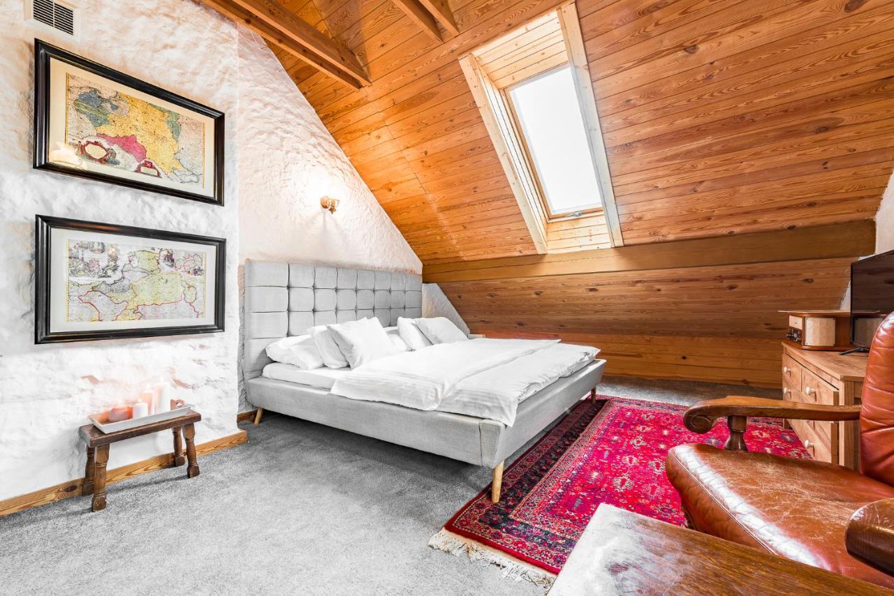 Hôtel Dworek Wiktorowo à Budki Petrykowskie Extérieur photo